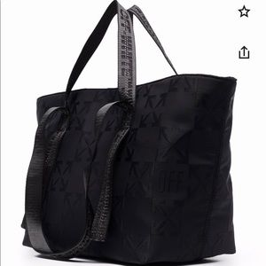 Off White Commercial Arrow Tote Bag